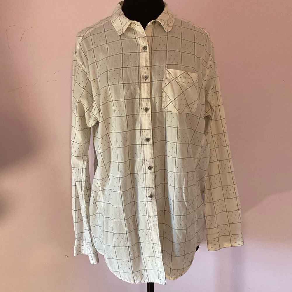 Women’s Button Down Collared Shirt